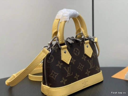 First bag ru Alma-18*12*8cm VUITTON LOUIS Nano 0723